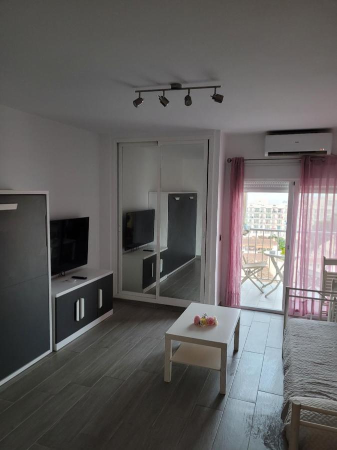 Precioso Alojamiento Con Piscinas Apartment Benalmadena Luaran gambar